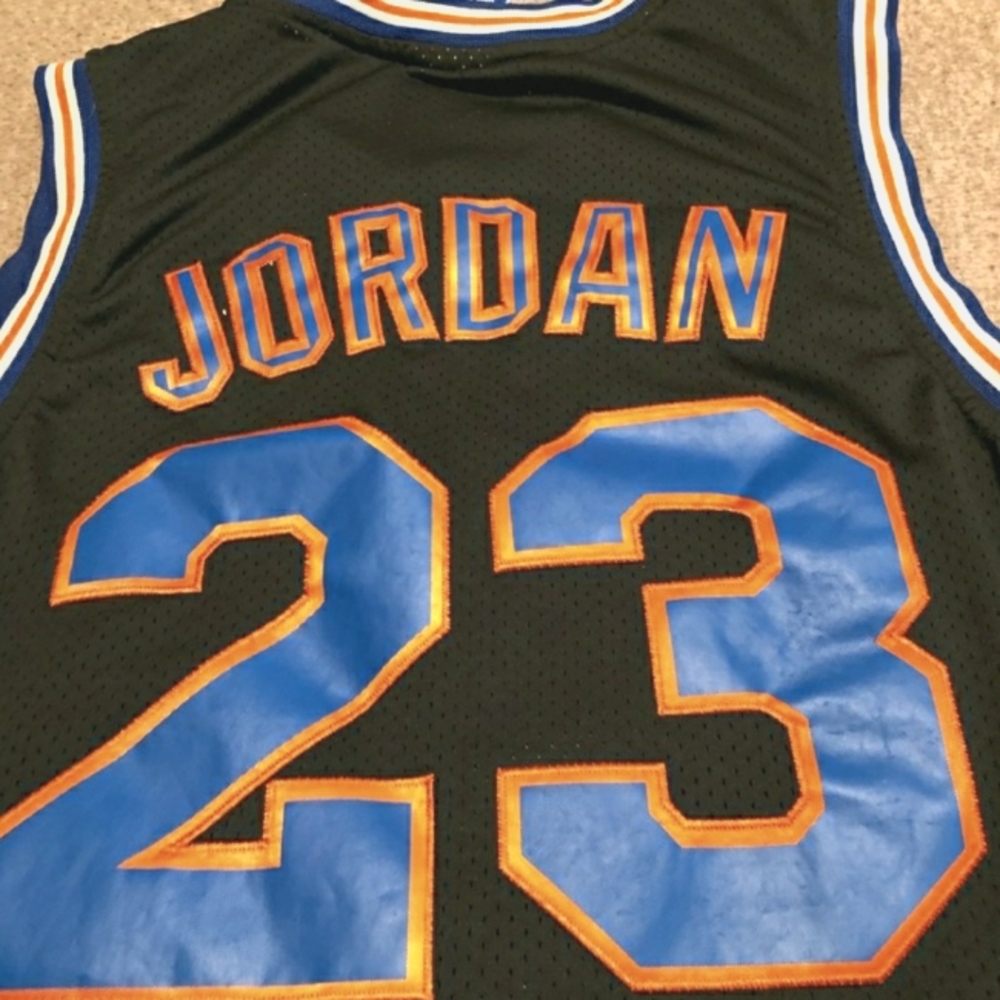 Champion tune squad jersey